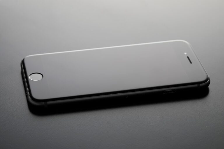 Find the Perfect Mobile Cover That Reflects Your Personality